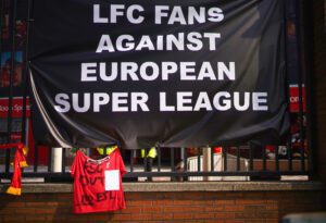 Les fans du Liverpool FC contre la Super League